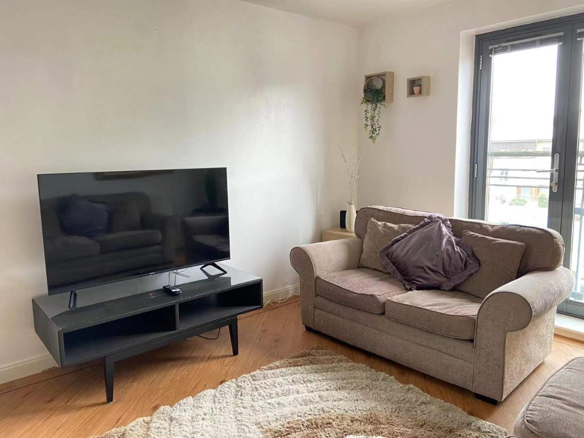 Lovely 2-Bedrooms Apartment Step To The Beach Σουόνσι Εξωτερικό φωτογραφία